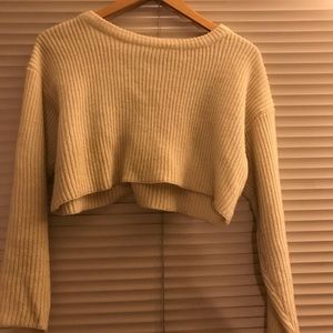 Crybaby cropped knit sweat cream white color